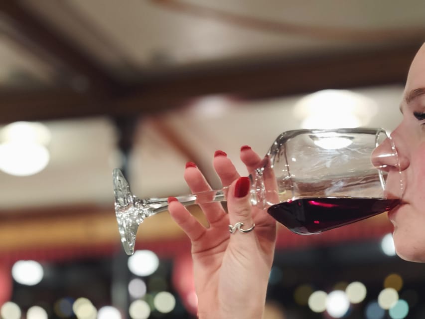 Budapest: Wine & Dine Cruise on the Danube - Danube views stop by stop: the best way to watch the sights