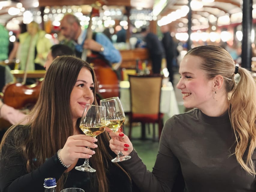 Budapest: Wine & Dine Cruise on the Danube - The Gróf Széchenyi boat, service, and the 2-hour rhythm