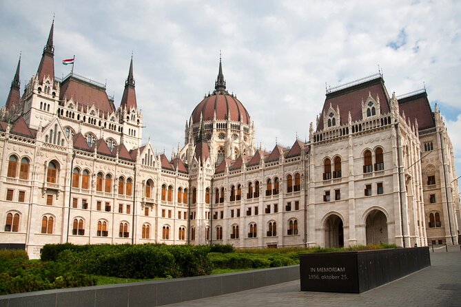 Classic Walk in Budapest - Fisherman’s Bastion: Panoramas That Make the Last Stretch Worth It