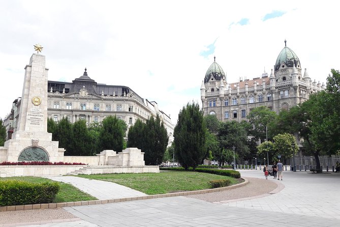 Comprehensive sightseeing tour - Szechenyi Baths and Andrassy Avenue: the city shows its style