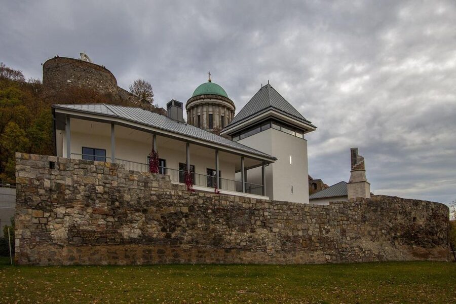Danube Bend: Private 8-Hour Full Board Tour from Budapest - Esztergom and the Basilica View That Changes Your Perspective