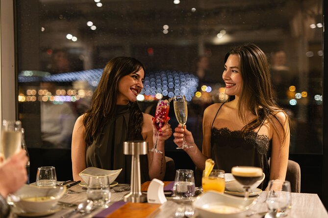 Dinner & Lights - Budapest Dinner Cruise - Timing, group size, and why you should arrive early