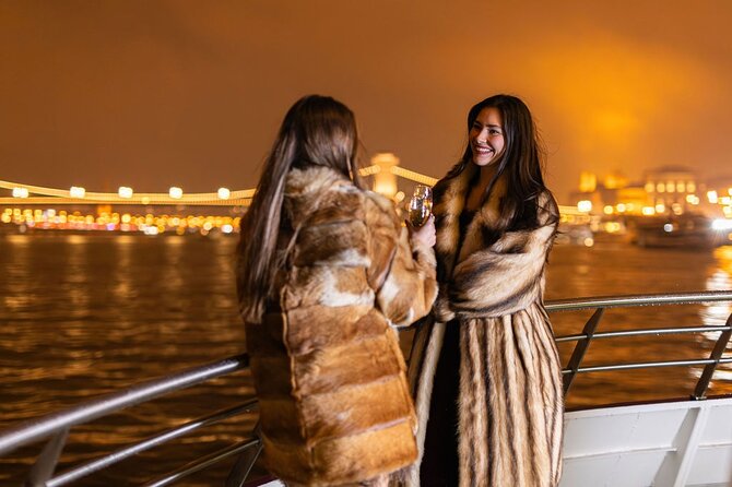 Dinner & Lights - Budapest Dinner Cruise - Seating, comfort, and the weather question