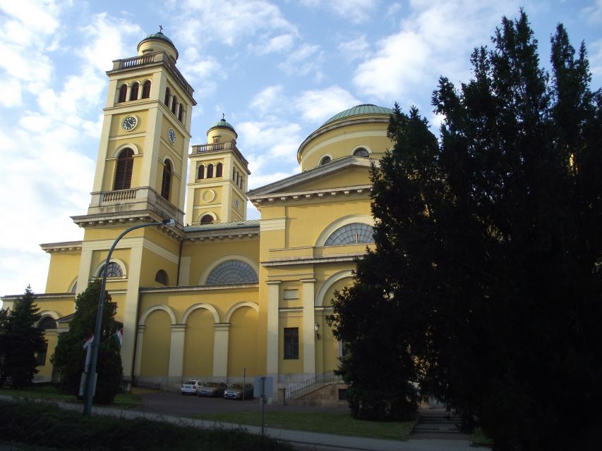 Eger: Countryside, Culture, and Wine Private Tour - Walking Baroque Eger: Town Hall, Minorite Church, and the Lyceum