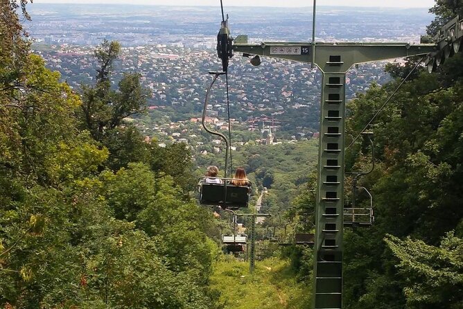 Elisabeth tower visit by chairlift and private transport - Who should book this chairlift and Elisabeth Tower trip?