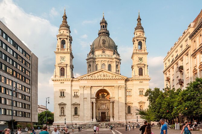 Essential Walking Tour - A 3-hour Budapest essentials loop, paced for real sightseeing