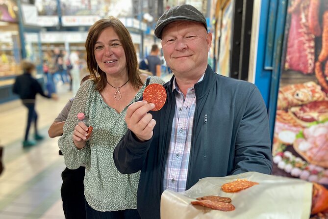 Exclusive Market Tour Budapest -Private Food Experience & Tasting - Private group size up to 14, what that means inside a market