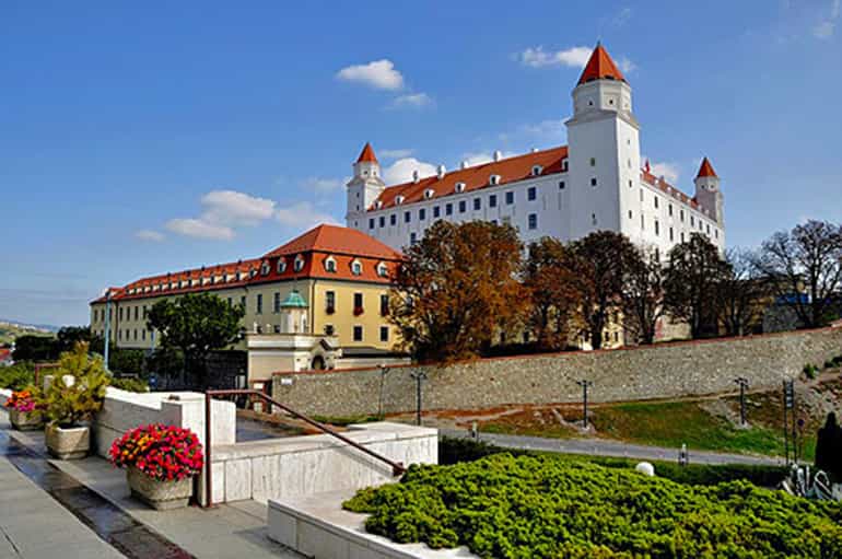 From Budapest: Bratislava Day Trip - Bratislava Castle and the Photo Stop That Sets the Scene