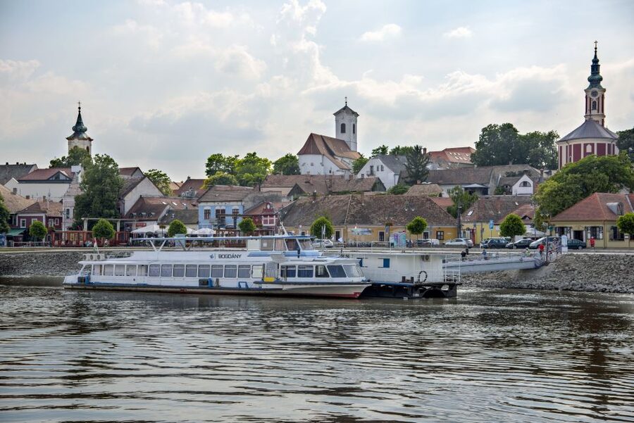 From Budapest: Danube Bend Day Trip in English - Visegrád’s Royal Residence walk: old stones and big panoramas