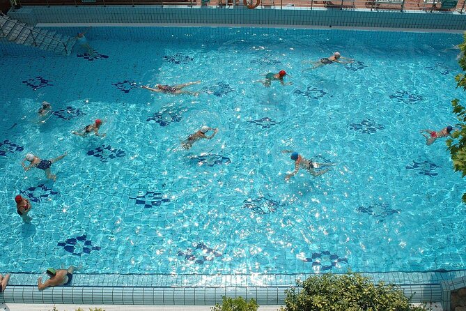Full-Day Admission to Budapest Lukacs Thermal Bath - Check-In and English Signage: How to Avoid a Bad First 30 Minutes