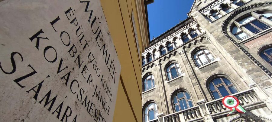 German guided tour through Budapest's castle district - Price, group size, and what you really get for $23