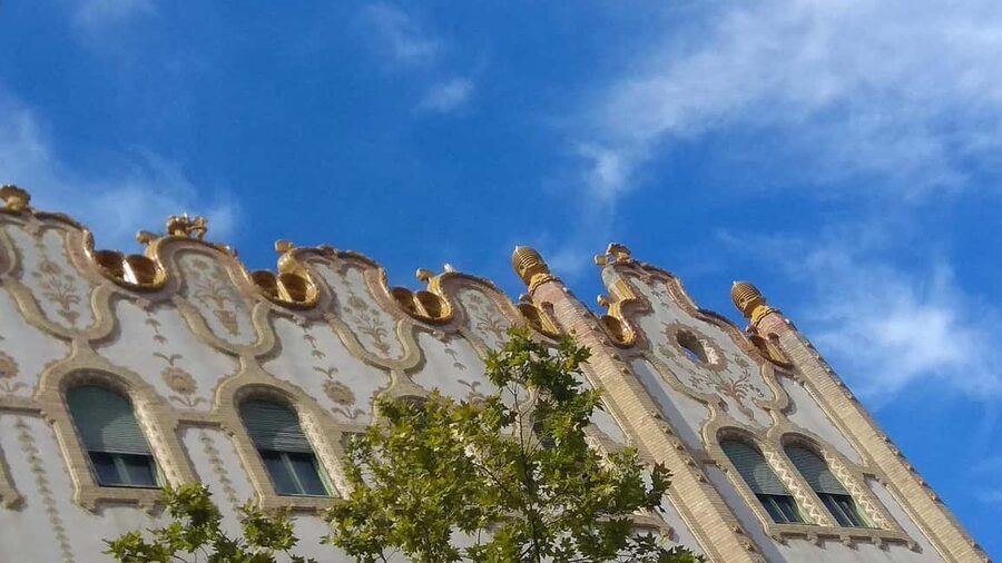 German tour in the Budapest city centre & the Jewish quarter - A 2.5-Hour German Walk That Links Parliament to the Jewish Quarter