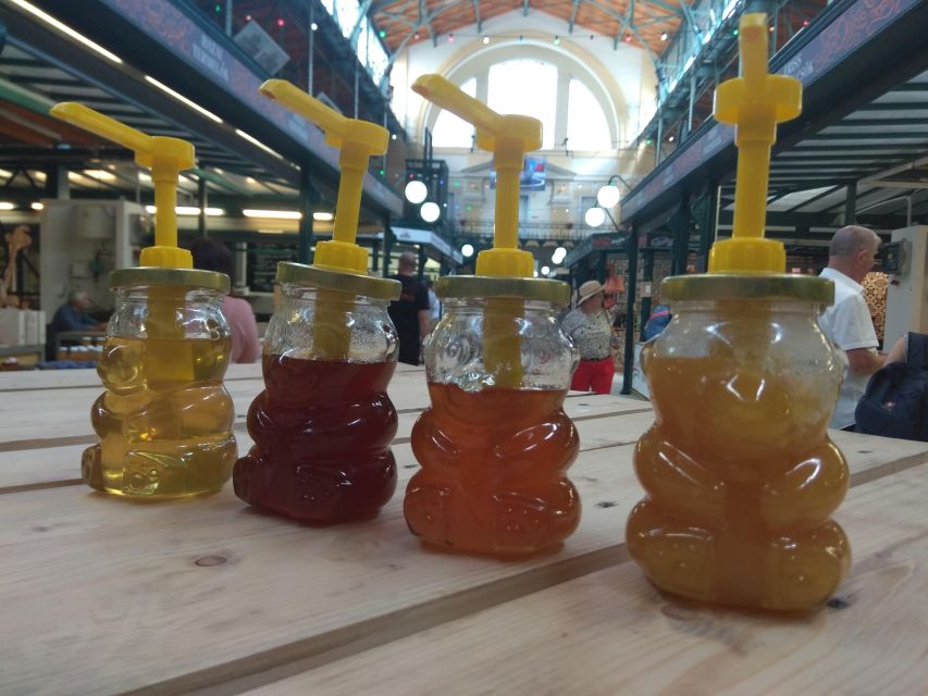 German tour in the Market Hall of Budapest with tastings - Should you book this Market Hall tasting tour?