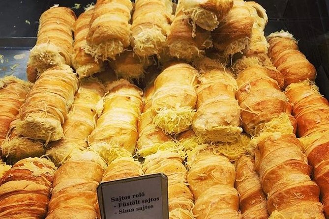 Gourmet Market Walk at the Great Market Hall of Budapest - Understanding contemporary Hungarian culture through everyday shopping