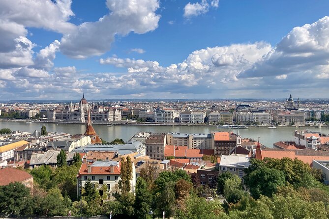 Half day Budapest city tour by car / minivan - St. Stephen’s Basilica and Liberty Square: The Formal Religious and Financial Sides of Pest