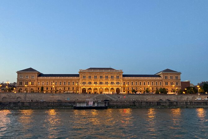 Half day Budapest city tour by car / minivan - Thermal Bath Detours: Széchenyi and Gellért Without a Full Spa Day