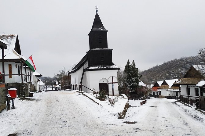 HOLLÓKŐ UNESCO World Heritage site + Eger Castle Private guided tour - Logistics You Should Plan For (Without Killing the Mood)