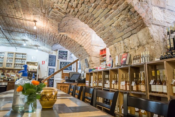 Hungarian Wine Tasting (with Cheese and Charcuterie) in Budapest - Five Indigenous Wine Glasses With Real Hungary Stories