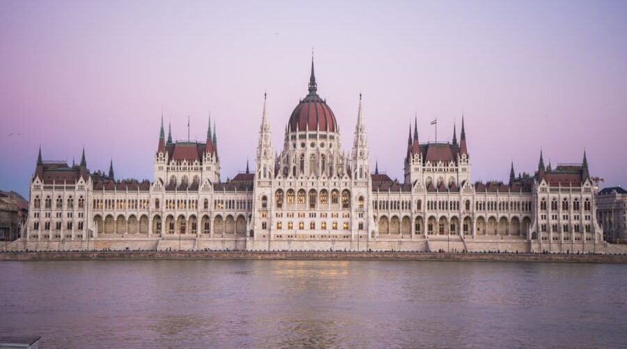 Iconic Budapest tour with Classic Russian Jeep and G-Wagon - Castle-Bazaar and Buda Castle Area entry: walk the storied walls