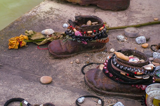 Jewish Heritage / Full tour - Shoes on the Danube Bank: the memorial that makes you slow down