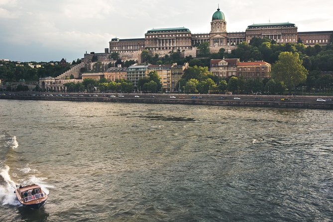 Luxurious, private day cruise with a waterlimousine to Szentendre - Weather, Water Levels, and the Captain’s Role in Your Experience