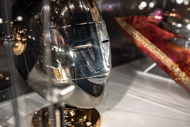 Michael Jackson History Exhibition Ticket - Price and Timing: Does 14.93 USD Feel Worth It?