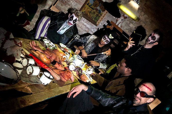 Nightmare in Budapest Interactive Horror Experience - English Skills and Group Size: How It Changes the Scares
