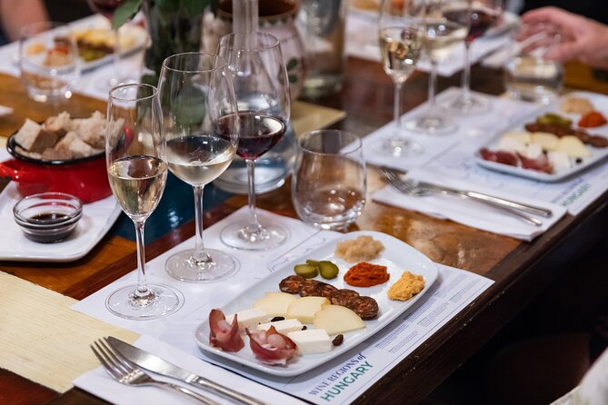 Palace District Evening Culinary, Wine, and History Walk - Key points worth knowing