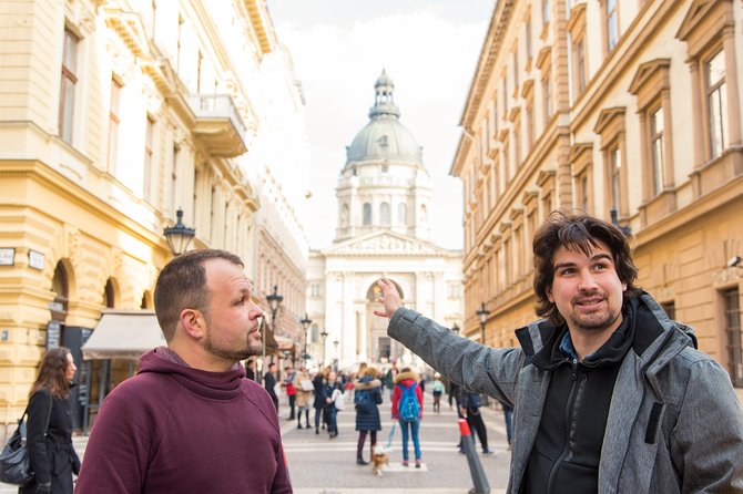 Pest side stories with a Historian - Elizabeth Square (Erzsébet tér): a square that keeps changing names