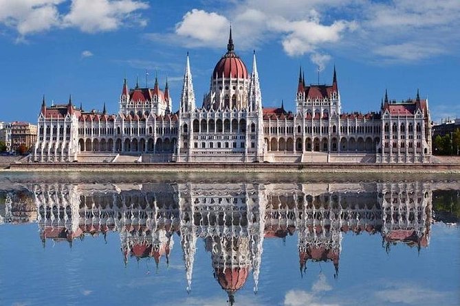 Private 4 Hours Budapest city tour and 3 hours Széchenyi thermal spa relax - Fisherman’s Bastion and St. Stephen’s Basilica: Two Very Different Types of Wonder