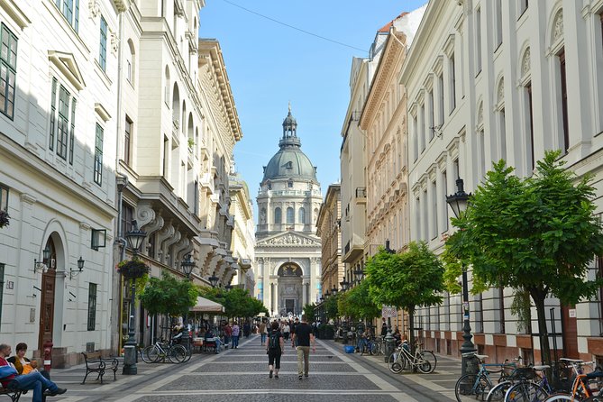 Private Budapest All In One Walking Tour with Strudel Stop - Private Budapest Walk With a Strudel Stop, What You Can Expect