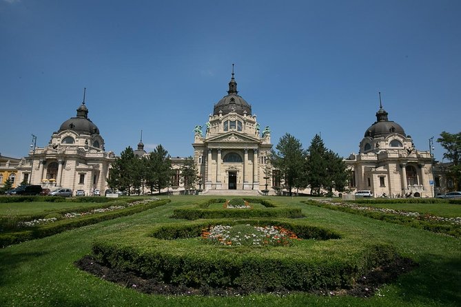 Private Budapest All In One Walking Tour with Strudel Stop - Price and Timing: 3.5 Hours, Pickup Included, Tickets Vary