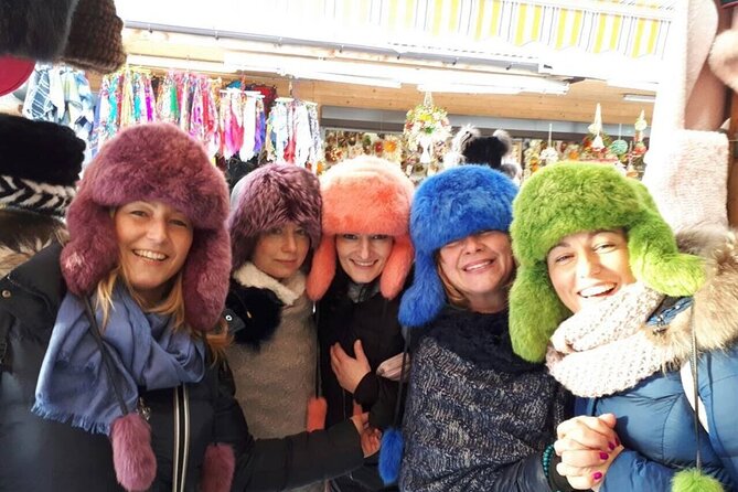 Private Budapest Christmas Market guided tour and Danube Evening cruise package - Vorosmarty Square Christmas Markets: Where the Warm Drinks and Gifts Happen
