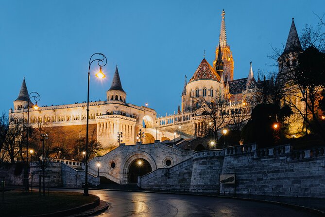 Private Budapest Tour with Thermal Bath or Market Visit - The day plan at a glance, from viewpoints to a final soak