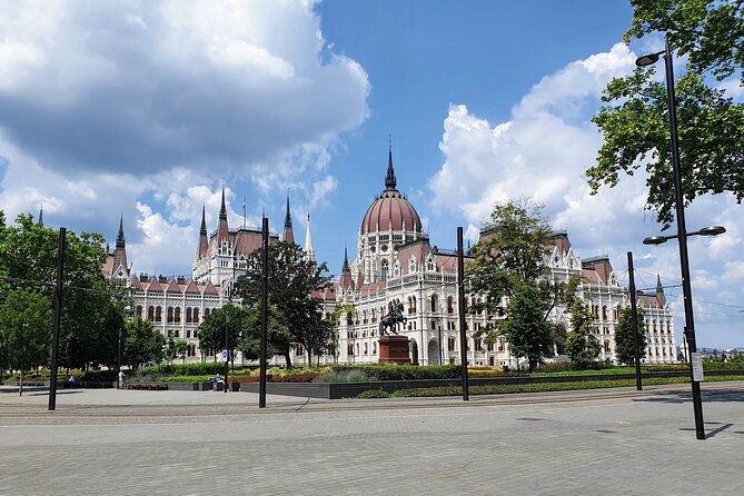 Private city tour by van - Hungarian National Museum: Exterior Time Well Spent