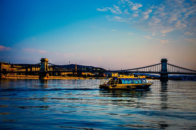 Private Danube Sightseeing Cruise in Budapest - Price and value: what $624.79 gets you for up to 10