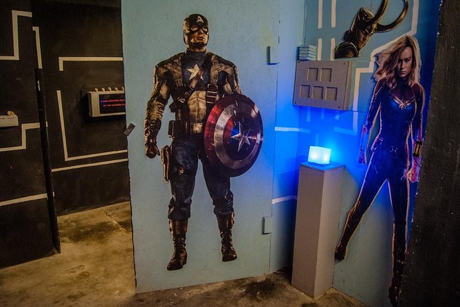 Private Escape Game Experience in Budapest - Entering LockedMeIN Escape Rooms on Zichy Jenő u.