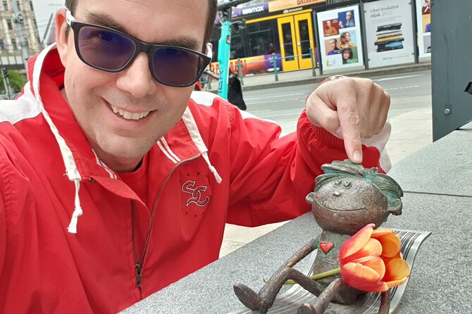 Private Family Friendly Walking Tour with Children in Budapest - Timing for kids: 2 to 3 hours is a sweet spot