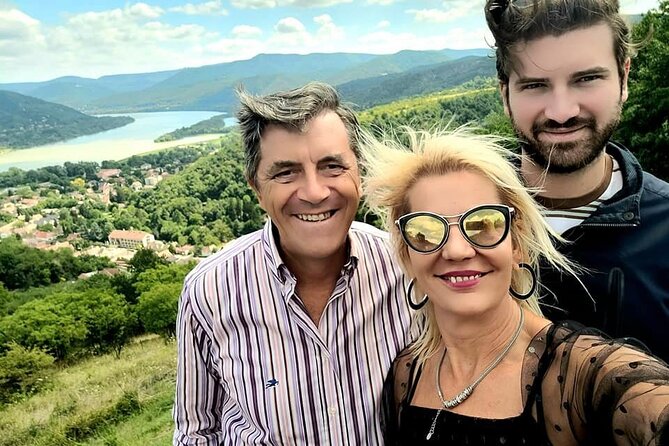 Private or SmallGroup Budapest Danube Bend Tour Lunch and Cruise - Stop 2: Visegrad Fortress, Renaissance Echoes Over the Danube