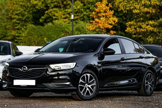 Private Transfer Budapest Airport BUD to Budapest by Car or Van - Value check: about $39.23 per person