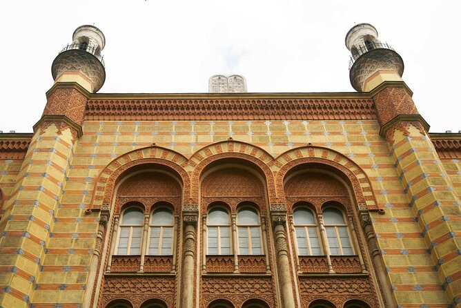 Private Walking Tour in The Jewish District Budapest - Why this Jewish District walk is more than dates on a sign