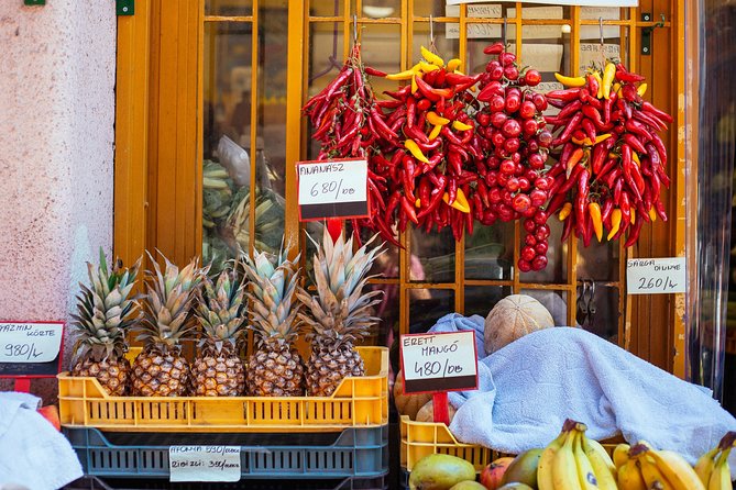 The Award-Winning Private Food Tour of Budapest: 6 or 10 Tastings - Szimpla Kert: where Budapest flavor meets a little street-history