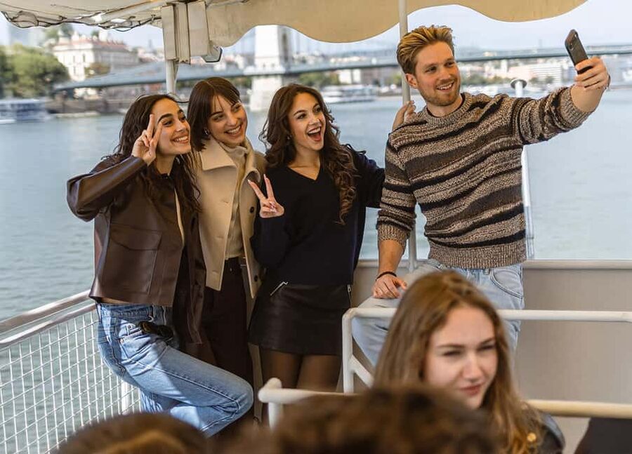 Unlimited Mulled Wine Cruise - Who Should Book This Cruise (and Who Might Skip It)