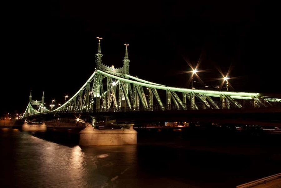 Unlimited Mulled Wine Cruise - FAQ